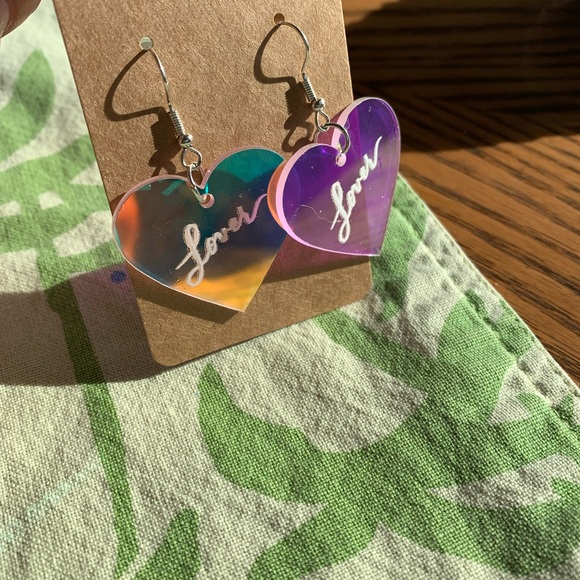 Taylor Swift “Lover” earrings - Picture 2 of 4